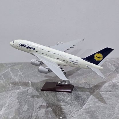 Picture of مجسم طياره لفتانزه 