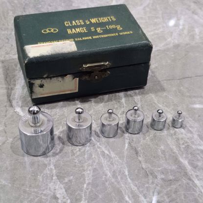 Picture of اوزان قديمه بعلبتهم وبحاله ممتازه