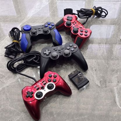 صورة مجموعه يدات PS1 و PS2