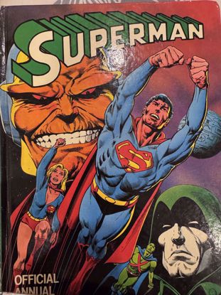 صورة مجلة سوبرمان قديمة.        