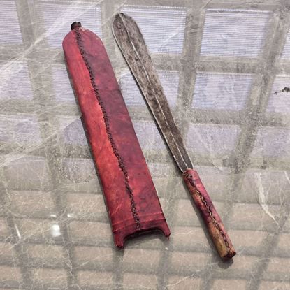 Picture of سيف قديم للزينه 